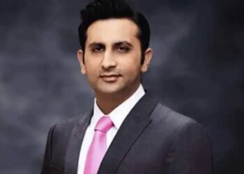 सीरम इंस्टीट्यूट ऑफ इंडिया के सीईओ अदार पूनावाला ने बढ़ते दबाव के चलते छोड़ा देश
