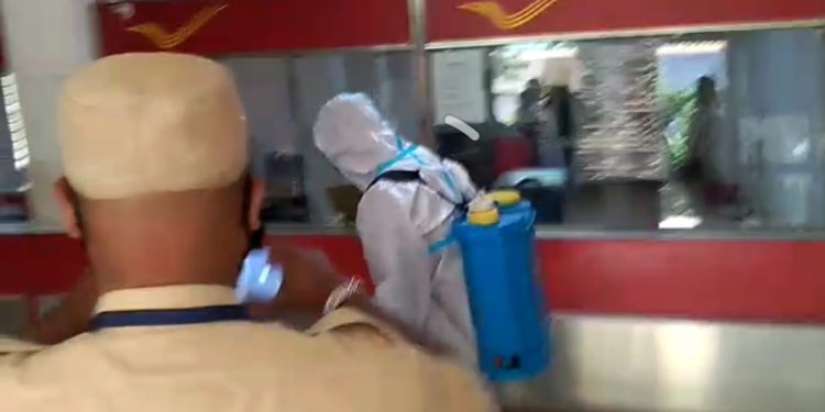 नाथद्वारा में पोस्टमेन के पोजेटिव आने पर पोस्टऑफिस परिसर को किया सेनेटाइज