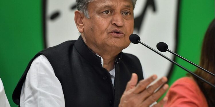 राजस्थान : शहरी क्षेत्रों को हरा भरा बनाने के लिए 21 जून से सघन वृक्षारोपण अभियान की शुरुआत