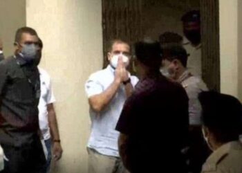 मानहानि मामले में पेशी के लिए सूरत पहुंचे राहुल गांधी