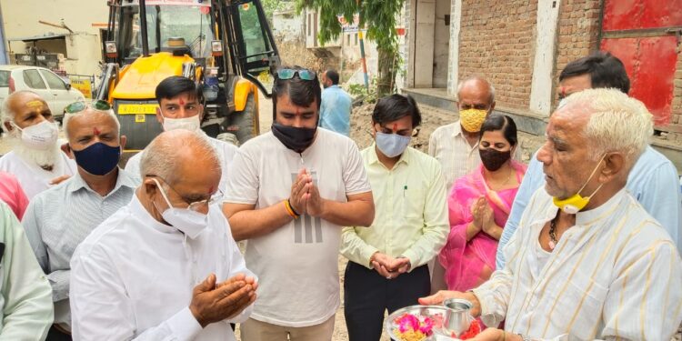 नाथुवास से गोविंद चोक तक की सड़क का शिलान्यास, डॉ. जोशी वर्चुअली जुड़े