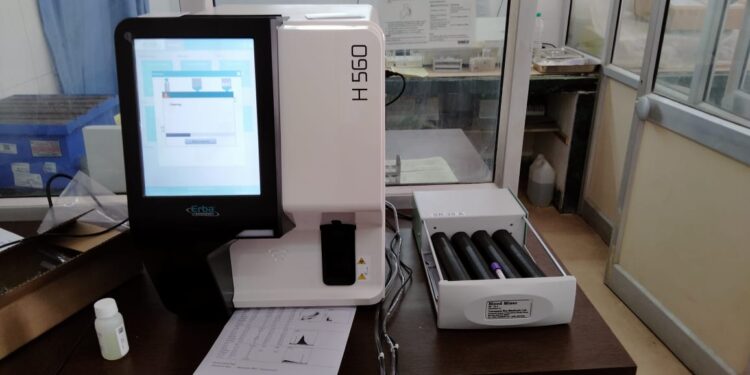 नाथद्वारा चिकित्सालय में डॉ सी पी जोशी के विधायक कोटे से 10 लाख की मशीने आई