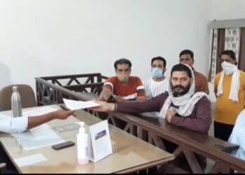 झालरापाटन के कृष्णा हत्याकांड में दोषियों के खिलाफ कार्यवाही को लेकर हिंदू संगठनों ने तहसीलदार को सोंपा ज्ञापन