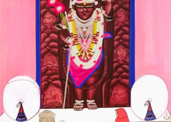 श्रीनाथजी के आज गुलाबी आड़बंद व तुर्रा के श्रृंगार दर्शन