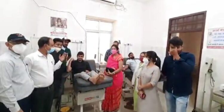 नाथद्वारा : ब्लड की आपातकालीन आवश्यकता होने पर युवाओं ने रक्तदान कर  बचाई महिला की जान