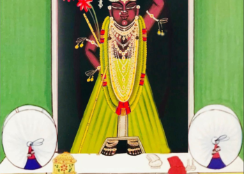 श्रीनाथजी में आज हरे पिछोड़ा व जमाव के कतरा के श्रृंगार