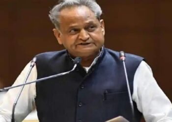 अशोक गहलोत ने महिलाओं को दिया रक्षाबन्धन का तोहफा