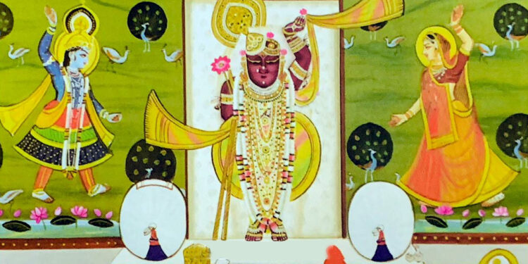 श्रीनाथजी को भोपालशाही लेहरिया के वस्त्र मुकुट काच्छ्नी का अद्भुत श्रृंगार