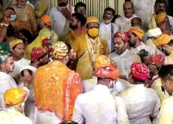 श्रीनाथजी मंदिर में कृष्ण जन्म पर धूमधाम से मनाया गया नंदमहोत्सव