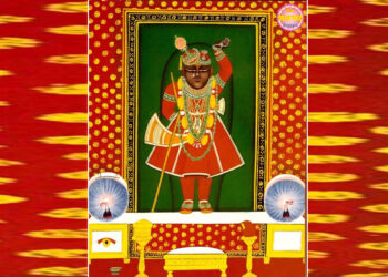 श्रीनाथजी में आज घेरदार वागा गोल चन्द्रिका का श्रृंगार