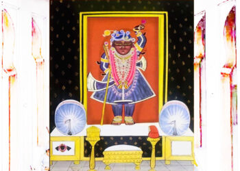 श्रीनाथजी में आज श्याम जरी के वस्त्र, चन्द्रिका का श्रृंगार