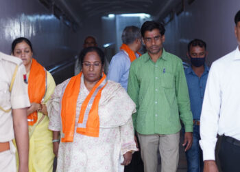 महिला आयोग की अध्यक्ष चिश्ती ने किए श्रीनाथजी के दर्शन