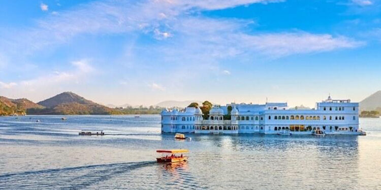 उदयपुर की झीलों में अब नहीं चलेगी पेट्रोल और डीजल की नाव