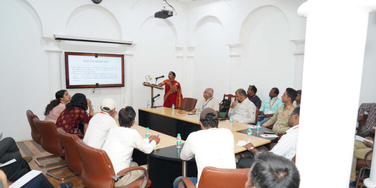 मेवाड़ की सांस्कृतिक विरासत और पर्यटन पर हुआ प्रो. प्रतिभा का गाइड व्याख्यान