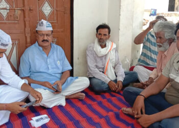 युवा एवं महिला शक्तियों ने थामा आम आदमी पार्टी का दामन