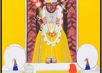 चंदनी मलमल का पिछोड़ा पर क़तरा के श्रृंगार