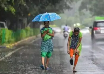 21 जिलों में आंधी-बारिश का अलर्ट