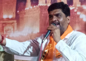 रण भूमि रक्ततलाई में युद्धतिथि पर शहीदों को पुष्पांजलि, दीपांजलि एवं स्वरांजलि की अर्पित