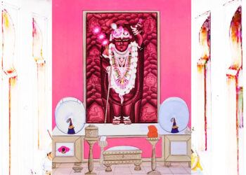 श्रीनाथजी में आज परधनी, छज्जेदार पाग, श्वेत मोर चंद्रिका का श्रृंगार