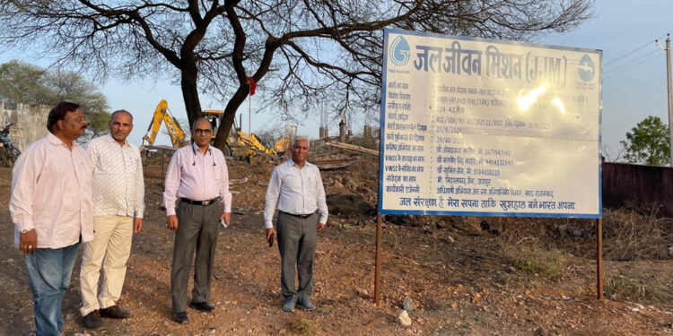 अतिरिक्त मुख्य अभियंता करोल ने परखा, जल जीवन मिशन का क्रियान्वयन