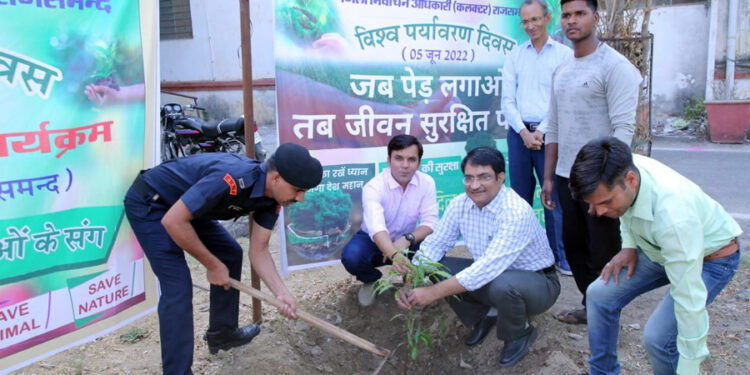 पर्यावरण के रंग हमारे मतदाताओं के संग, हुये विविध आयोजन