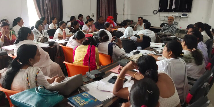 वायरल हेपेटाइटिस को नियमित मोनिटरिंग में शामिल करें- डॉ. प्रकाश चन्द्र शर्मा सीएमएचओ