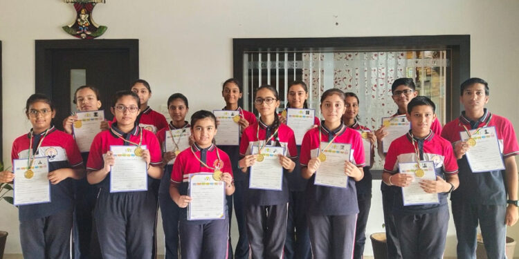 सीबीए के 19 विद्यार्थियों को गोल्ड मेडल