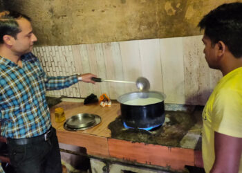 प्राधिकरण सचिव ने कारागृह का निरीक्षण कर बंदियों से किया संवाद