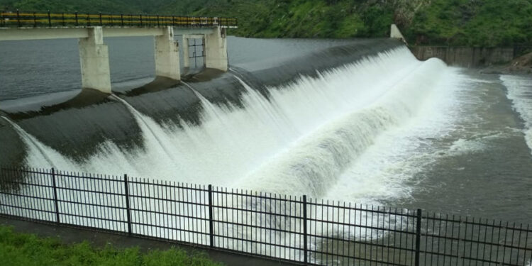 बाघेरी का नाका बाँध पर 2 फिट की चादर, नंदसमंद लबालब