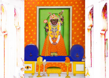 श्रीनाथजी में आज से घर के श्रृंगार प्रारम्भ