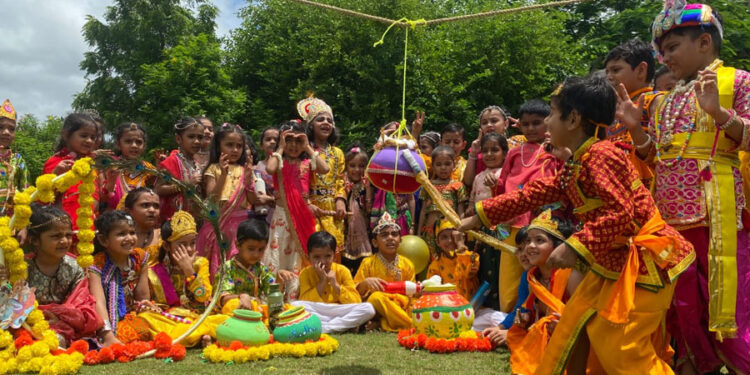 सीबीए में धूमधाम से मनाई गई कृष्ण जन्माष्टमी