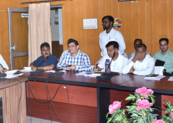 विभागीय कार्यो में प्रगति लायें, सूचनाओं के साथ रहे अपडेट- अतिरिक्त जिला कलक्टर शर्मा