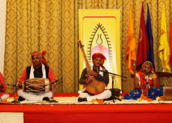 महाराणा मेवाड़ पब्लिक स्कूल में स्पीक मैके द्वारा गायन प्रस्तुति