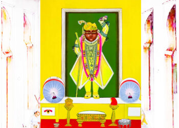 श्रीनाथजी में आज पीली जरी के चाकदार पर कतरा का श्रृंगार