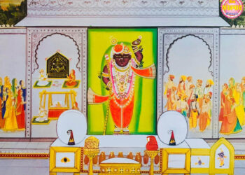 श्रीनाथजी में आज बाललीला का धोती-पटका पर गोल चन्द्रिका का श्रृंगार