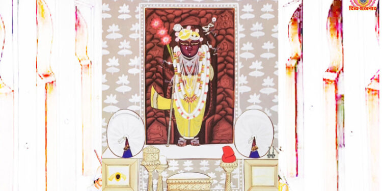 श्रीनाथजी में आज धोती पटका पर चन्द्रिका के श्रृंगार और अभ्यंग स्नान