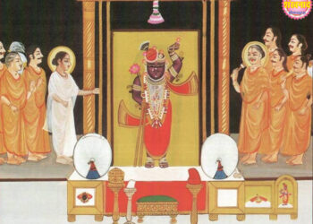 श्रीनाथजी में आज कसुमल धोती-उपरना के श्रृंगार