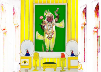 श्रीनाथजी में आज सुथन पटका पर फेंटा का श्रृंगार