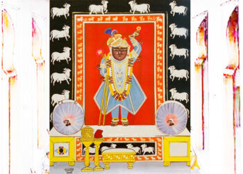 श्रीनाथजी में आज पीत दुमाला का श्रृंगार