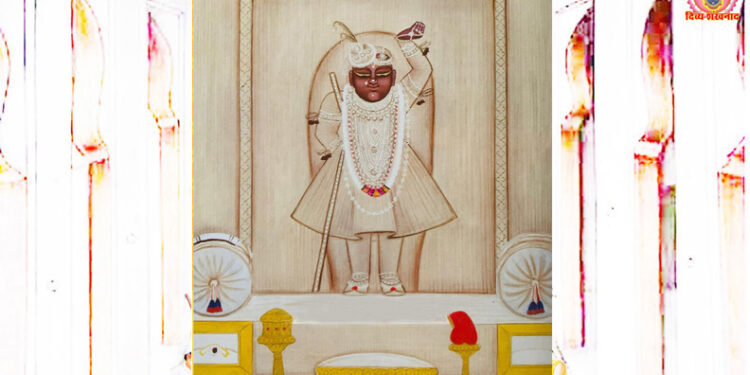 आज श्रीनाथजी के रुपहरी घटा के दर्शन