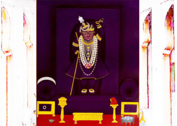 श्रीनाथजी में आज बैंगनी घटा के दर्शन