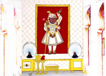 श्रीनाथजी में आज दसमी के प्रतिनिधि श्रृंगार