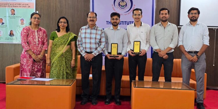 सीए छात्रों के बीच वाद-विवाद प्रतियोगिता का सफल आयोजन