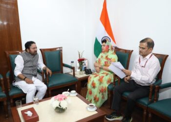 केंद्रीय कोयला और खान मंत्री से सांसद श्रीमती महिमा कुमारी की भेंट