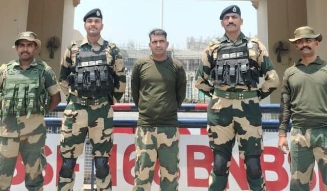 पाकिस्तान के कब्जे से भारत लौटा बीएसएफ जवान पीके साहू