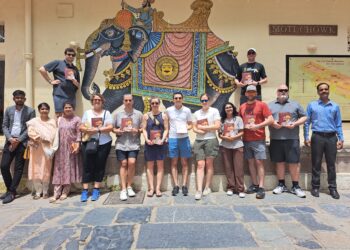 सिटी पैलेस देख अभिभूत हुआ अमेरिका का कांग्रेस प्रतिनिधिमंडल दल