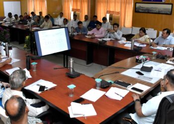 बेटियों के जन्म पर 72 घंटों में ही पहुँच जाए प्रथम किश्त : कलक्टर