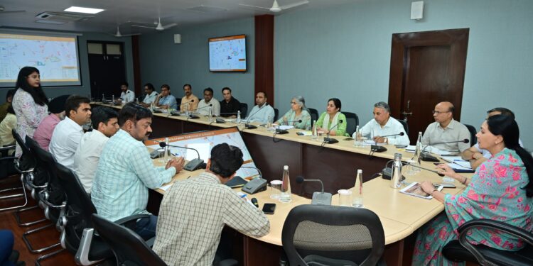 उपमुख्यमंत्री दिया कुमारी की अध्यक्षता में पर्यटन समीक्षा बैठक