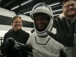 शुभांशु शुक्ला की ऐतिहासिक वापसी, पीएम मोदी ने दी बधाई