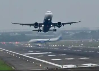 उडान भरते ही गायब हुआ रुस का यात्री विमान क्रेश, 50 यात्रियों की मौत